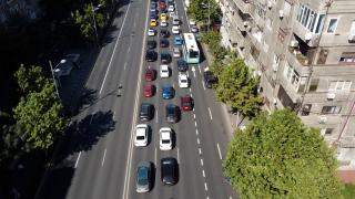 Primarul interimar al Capitalei vrea să interzică circulaţia anumitor maşini la orele de vârf