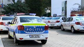 Atac în stil mafiot la Bârlad. Un bărbat a dat foc maşinii unui poliţist şi a vrut să-l mutileze