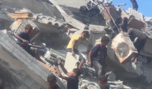 Sute de victime după ce Israel a intrat cu tancurile în Fâşia Gaza. "Erau şi copii, nu au nicio vină"