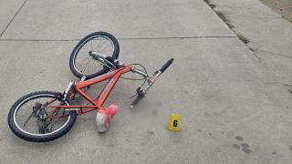 Copil lovit mortal de mașină, pe o șosea din Neamț. Băiețelul de 6 ani mergea cu bicicleta