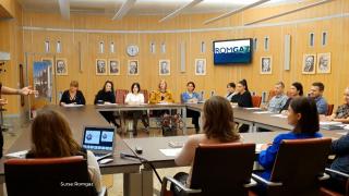 Cei trei bugetari care au încasat peste 3,5 milioane de lei spun că demisionează dacă sunt tăiate salariile