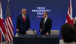 Trump a încheiat acorduri de 350 miliarde dolari iar apoi s-a lăudat că a rezolvat conflictul din "Abberaijan"