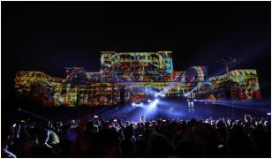 Show unic de video mapping la București. Palatul Parlamentului devine ecran pentru artiști din 7 țări