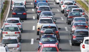 Restricții în lanț pe străzile Capitalei. Artere centrale, blocate până duminică la prânz pentru un cros