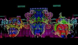 iMapp, spectacol de neuitat pentru mii de oameni care au umplut Piaţa Constiuţiei din Capitală