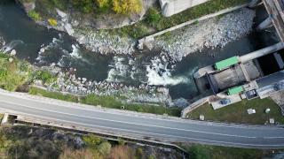 Lucrările la 7 hidrocentrale, blocate de ONG-uri într-un moment critic. Au descoperit ecosisteme în pericol