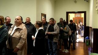 Cu trei zile înainte de alegeri, Moldova se confruntă cu fraude și campanii anti-UE
