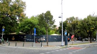 Tun de 8 milioane de euro dat de fostul arhitect şef al Capitalei. Spaţiu verde, transformat în blocuri turn