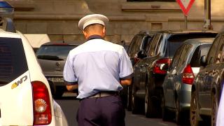 Şef de post, cercetat disciplinar după ce a avariat maşina de poliţie. A vrut să dea vina pe altcineva