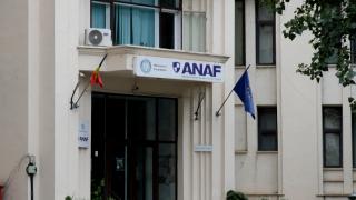Inspector ANAF, prieten cu infractorii. Şi-a recunoscut vinovăţia în schimbul unei pedepse mai mici