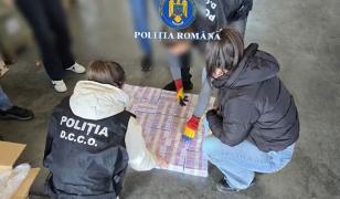 Explicaţiile Poliţiei Române în cazul "banilor de jucărie" confiscaţi: "Victimele sunt induse în eroare"