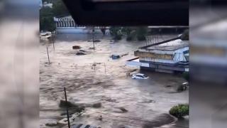 Inundaţii catastrofale în Spania şi Mexic. Zeci de oameni au murit, salvatorii nu pot ajunge în toate zonele