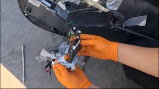 Sindicatul Europol: O maşină a poliției era sa ia foc din cauza unui dispozitiv de ascultare pus în portieră