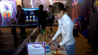 "EDUnet Space", atelierul în care copiii pot explora robotica, arta şi tehmologia