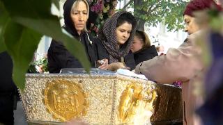 Premieră la Sf. Parascheva. Cel mai mare pelerinaj religios din ţară s-a prelungit: "Sfânta ne așteaptă"