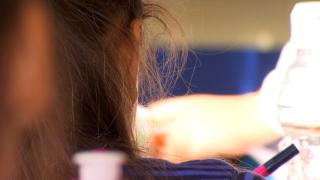 Profesoară de biologie din Iaşi, amendată pentru că a lovit doi elevi în urmă cu 4 ani