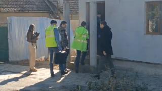 Bărbat de 45 de ani din Timiş, ucis în bătaie și apoi incendiat în propria casă de prieteni, după o petrecere