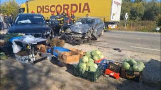 Carambol cu victime în Mehedinţi: două femei și un copil, în stare gravă la spital