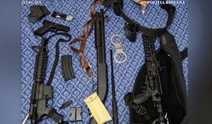 Falsul căpitan SRI, cu rețea de spioni și arsenal în casă, a fost arestat pentru 30 de zile