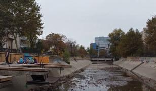 Dâmbovița, de la obstacol la atracție turistică. Cum ar putea arăta viitorul râului care taie Capitala