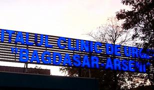 Medici reţinuţi, după ce un pacient ars a murit cu zile. Nu i-au observat rănile timp de 7 zile