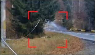 Momentul în care o mașină de raliu rupe parapetul pe Transfăgărășan şi cade în râul Argeş