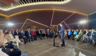 Cătălin Drulă şi-a lansat oficial candidatura la Primăria Capitalei. Nicuşor Dan a participat la eveniment