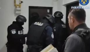 Cum acţiona reţeaua care a dat un tun de 7 milioane €, după ce a luat credite şi maşini de lux cu acte false