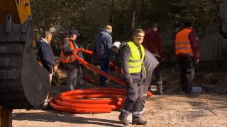 La 3 săptămâni de la explozia din Rahova, un cartier întreg nu se poate racorda la utilităţi