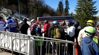 Cât a ajuns să coste o cartelă pentru întreg sezonul de schi în Poiana Braşov