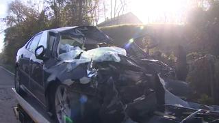 Român mort în Italia, după ce a intrat cu maşina într-un autobuz şcolar. Se ducea spre casă