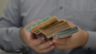 O contabilă de 63 de ani, suspectată că a furat jumătate de milion de euro din bugetul ISJ Constanţa