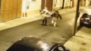 Dependenţa de jocuri de noroc l-a împins pe un tânăr la un gest extrem. Imaginile surprinse de camere