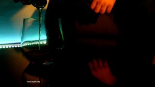 Un bărbat din Vrancea și-ar fi înjunghiat mortal fiul, după un conflict pe fondul consumului de alcool