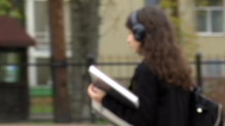 Studenta care ar fi fost violată de profesorul Corneliu Gașpar i-a spus unei colege prin ce a trecut