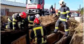 Al doilea muncitor prins sub pământ la Gherghița, scos fără viață de salvatori, după o intervenție de 6 ore