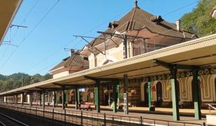 Gara Sinaia intră în reparații după 2 ani și jumătate de așteptare. Cât va costa modernizarea