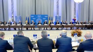 Primarii, supăraţi de Bolojan. Guvernul va păstra toţi banii din taxele locale