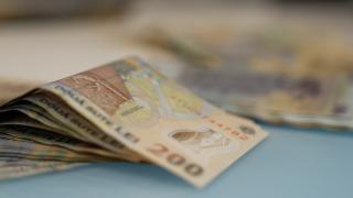 De ce au început românii să refuze joburile din străinătate. Unele oferă salarii de 8 ori mai mari