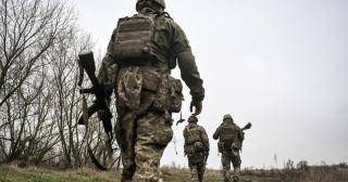 SUA ameninţă că opreşte ajutorul militar pentru Ucraina dacă Zelenski nu acceptă planul de pace