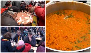 Austeritatea taie fasolea cu ciolan. Iași și Alba Iulia renunță la masa gratuită de 1 Decembrie