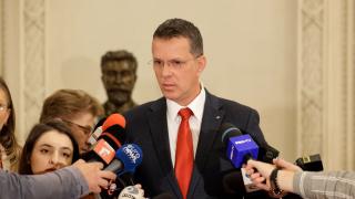 Rectorul Bioterra, despre diploma lui Moșteanu: "A greșit CV-ul. Poate a avut pistolul la tâmplă"