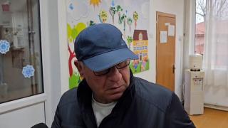 Incident la o secţie de vot din Constanţa. Bărbat, prins în timp ce fotografia buletinul de vot