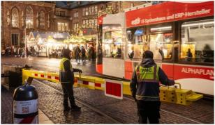 Român, arestat în Bremen după ce a bătut două tinere care se sărutau în tramvai. Una dintre fete a leşinat