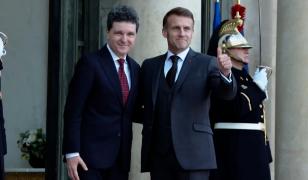 Emmanuel Macron a vorbit şi în română la întâlnirea cu Nicuşor Dan. A promis că va vizita România în 2026