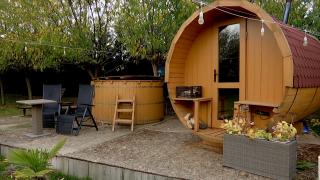 Revelion în Delta Dunării: Cât costă 3 nopţi de cazare şi ce surprize le-au pregătit gazdele turiștilor