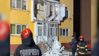 Explozie puternică într-un apartament din Bihor. Deflagraţia s-a produs când proprietara a aprins lumina