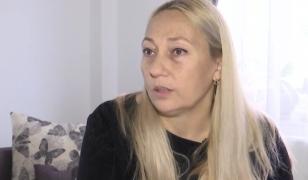 Coșmarul trait de o femeie în apartamentul de 50.000€. Prin tavan picură apă aproape în fiecare colţ