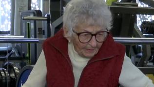 Bunicuța din Cluj, care rupe sala la 91 de ani: 