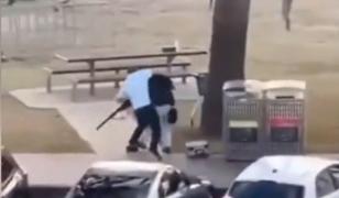 Intervenție eroică pe plaja din Australia: Un civil a dezarmat un atacator, iar altul a fost ucis de poliție